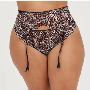 TORRID GARTER - LACE STRAPPY LEOPARD